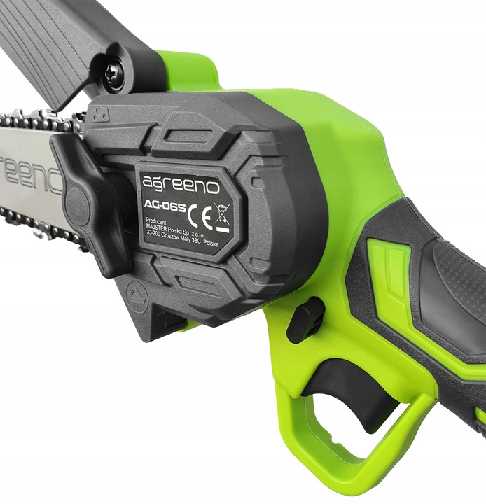 Ergonomiczny uchwyt, z elementami antypoślizgowymi w kolorze zielonym.